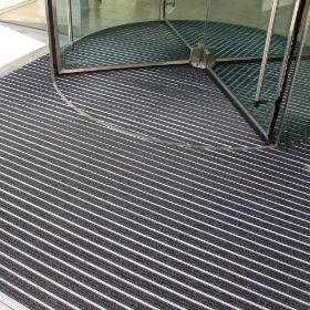 GrimeStopper aluminium entrance mat